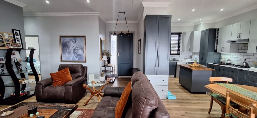 3 Bedroom Property for Sale in Albertinia Western Cape